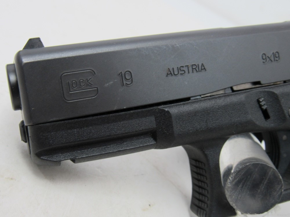 Glock 19 Gen 3 $.01 Start No Reserve 9mm-img-1
