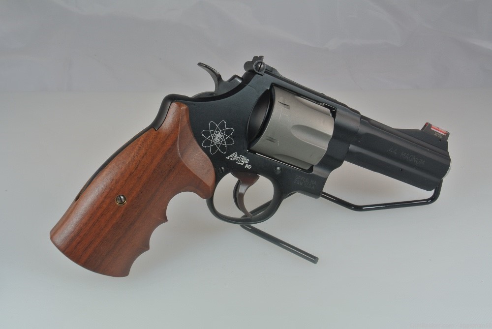 Smith & Wesson Model 329PD 44 Magnum Revolver, HI-VIZ Sight & Hogue Grip-img-2
