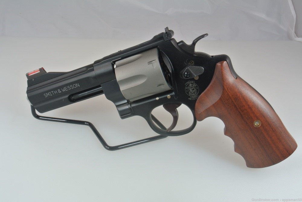 Smith & Wesson Model 329PD 44 Magnum Revolver, HI-VIZ Sight & Hogue Grip-img-1