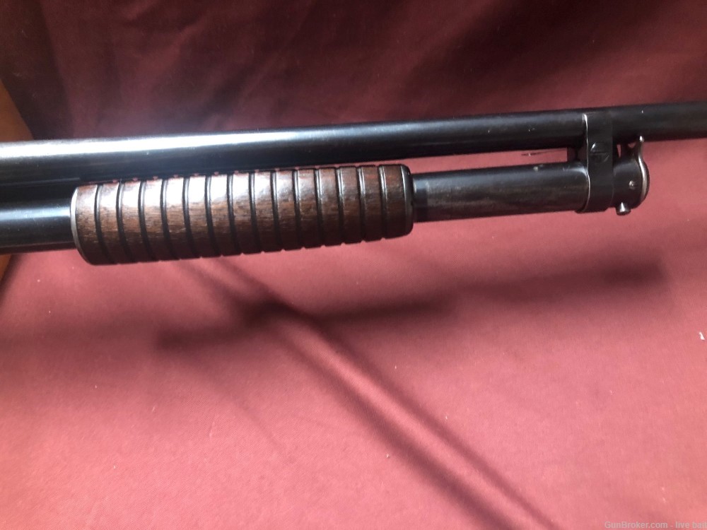 Winchester Model 12 pump 20 guage-img-8