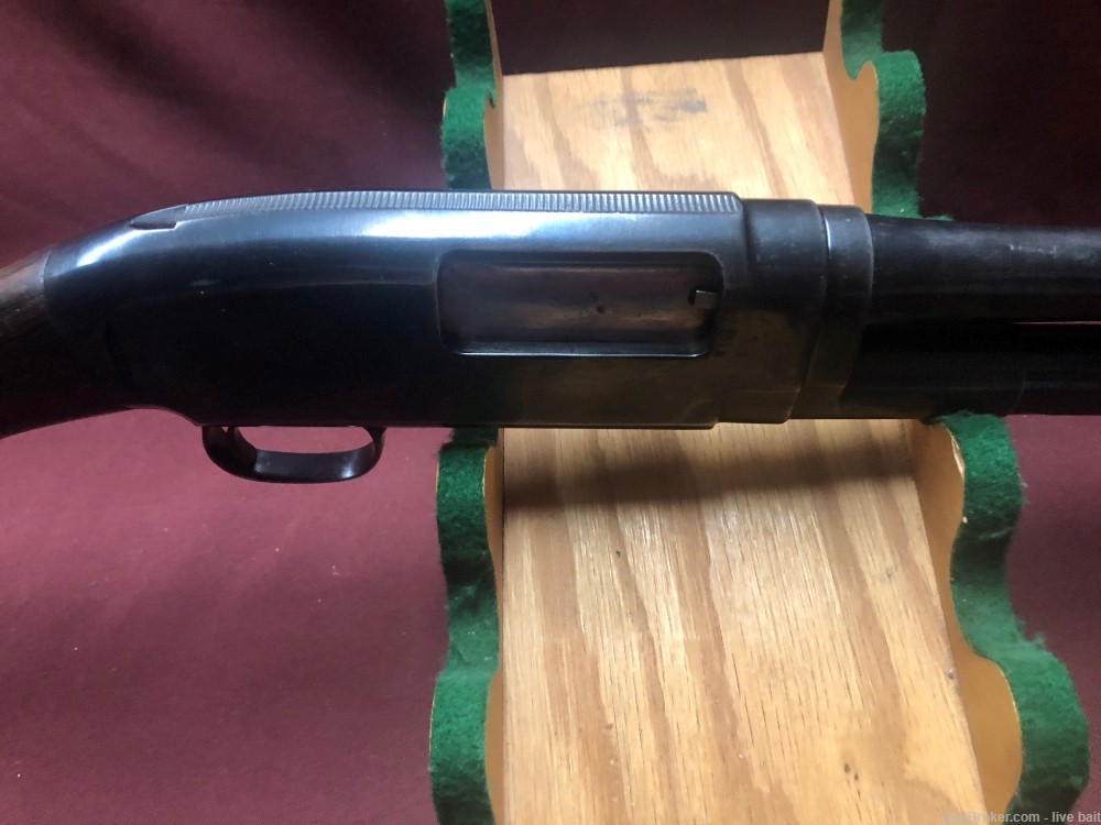Winchester Model 12 pump 20 guage-img-2
