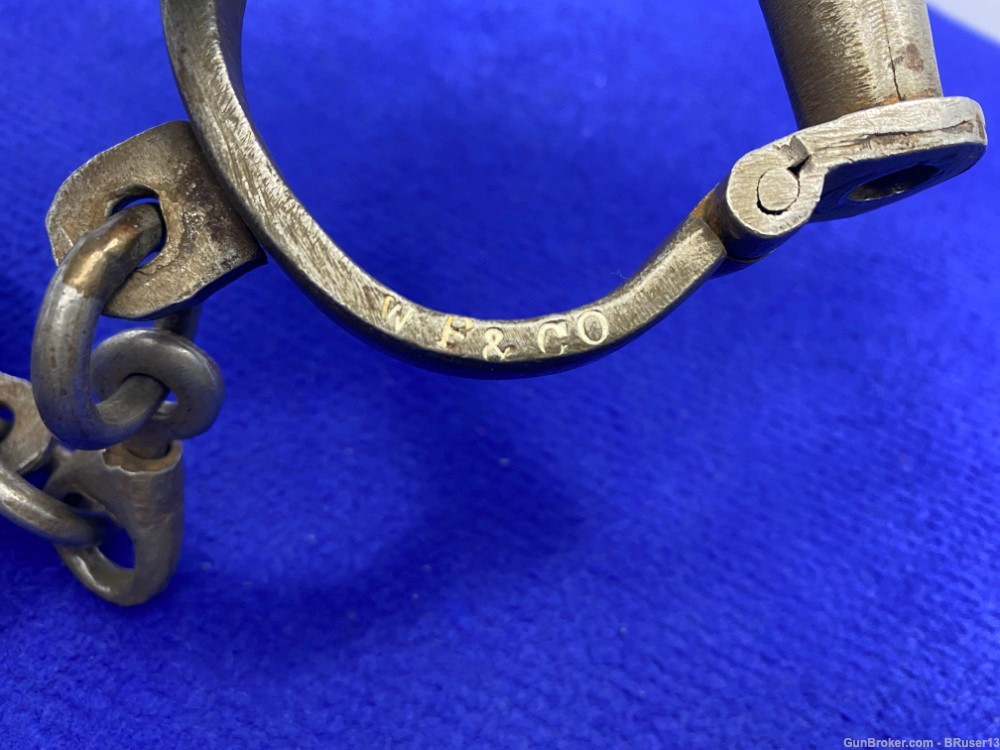 Wells Fargo and Company Darby Style Shackles Stamped 208 *RARE COLLECTABLE*-img-15