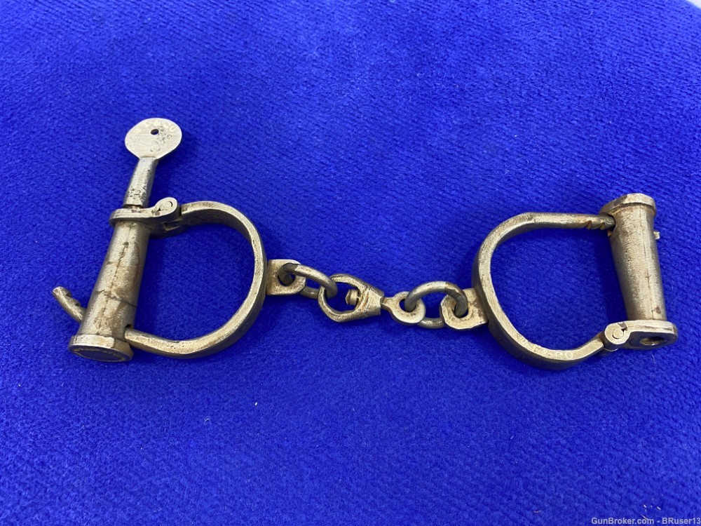 Wells Fargo and Company Darby Style Shackles Stamped 208 *RARE COLLECTABLE*-img-19