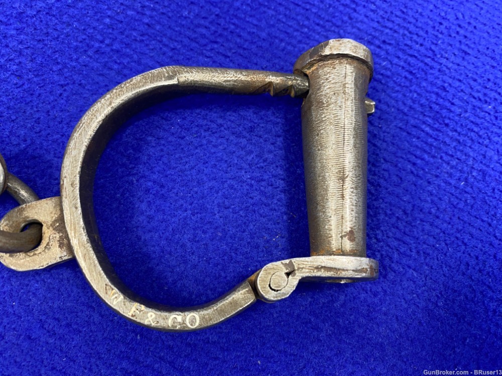 Wells Fargo and Company Darby Style Shackles Stamped 208 *RARE COLLECTABLE*-img-21
