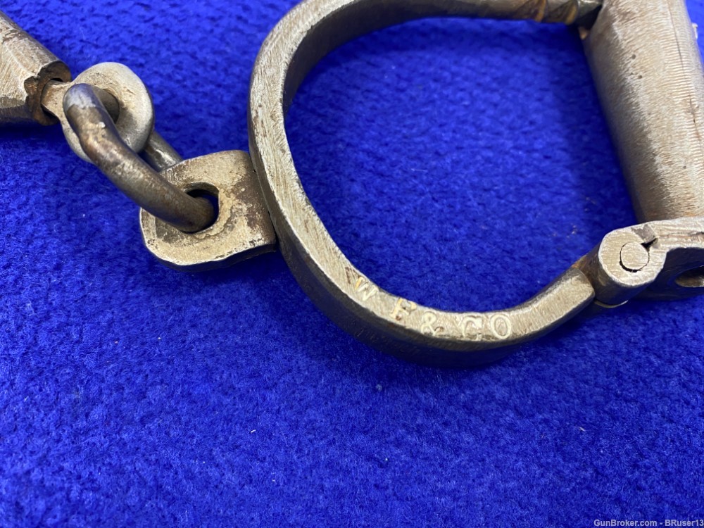 Wells Fargo and Company Darby Style Shackles Stamped 208 *RARE COLLECTABLE*-img-22