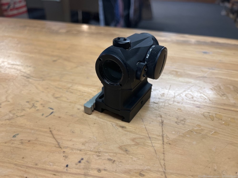 Aimpoint Micro H-1 2MOA With Mount-img-2