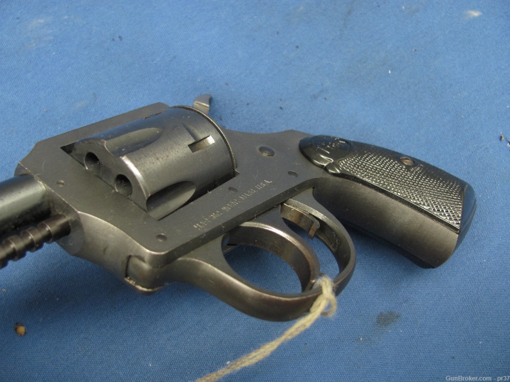 H&R - Harrington & Richardson 622- Basic Tackle Box Gun- Shoots  22LR- L- S-img-3