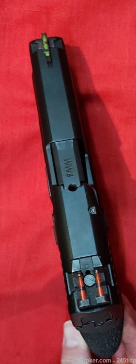S&W M&P 9 M2.0 9mm Semi-Automatic Pistol -img-6