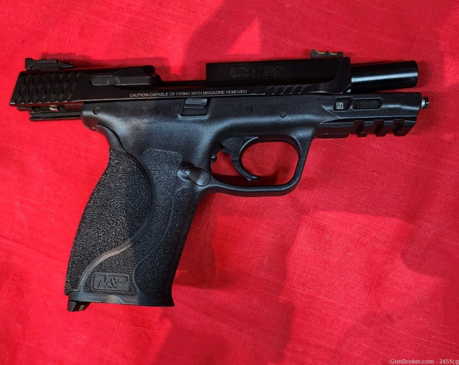 S&W M&P 9 M2.0 9mm Semi-Automatic Pistol -img-1