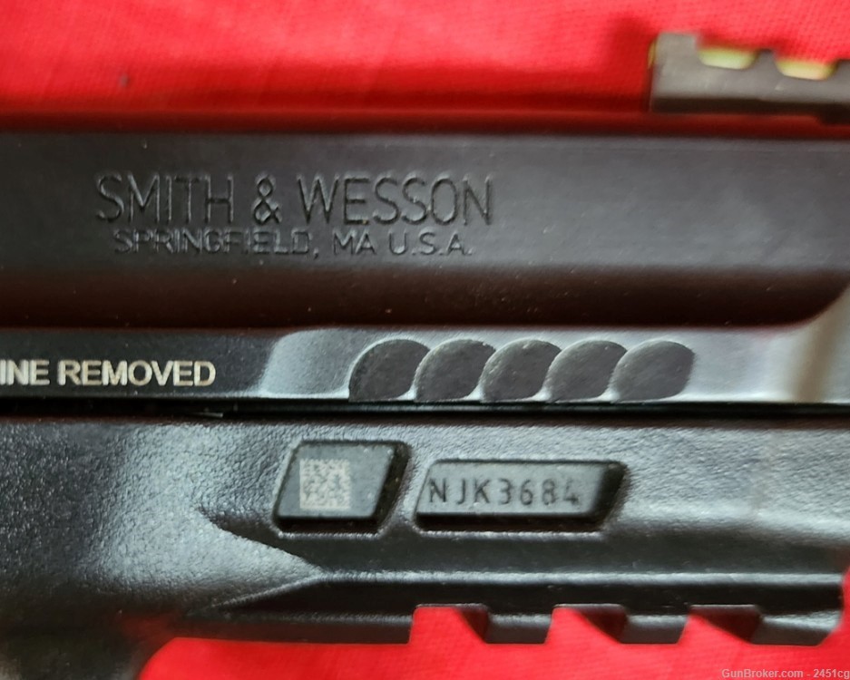 S&W M&P 9 M2.0 9mm Semi-Automatic Pistol -img-11