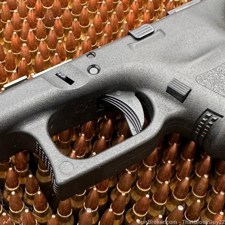 Glock 19 Gen 3 Complete Frame Lower Receiver US Made 23 32 Factory OEM -img-7
