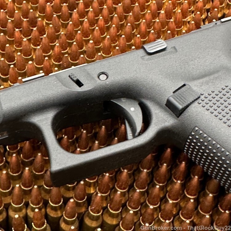 Glock G45 45 Complete Lower OEM Factory Receiver Frame 9mm Black No Reserve-img-3