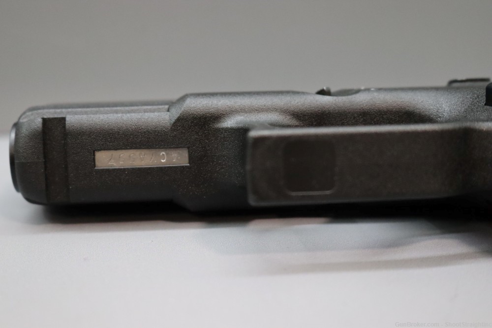 Glock 19 Gen5 9mm 4" w/Box-img-15