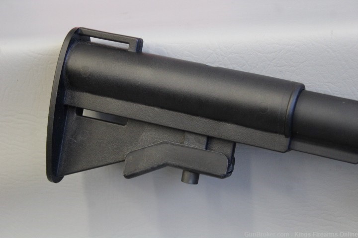 Bushmaster Carbon-15 5.56mm Item S-180-img-3