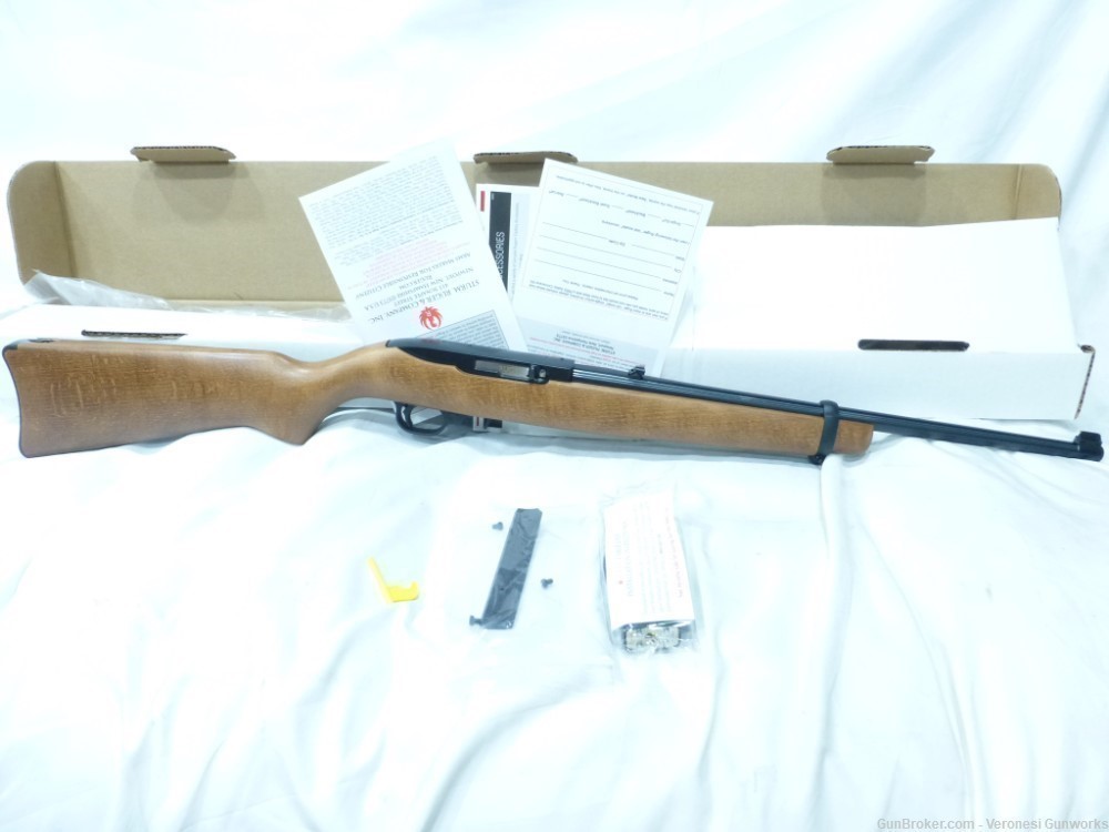 NIB Ruger 10/22 Rifle 22 LR Carbine 18" 10rd Wood Stock 01103-img-0