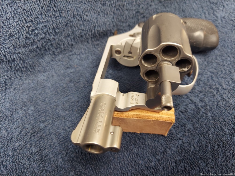 SMITH & WESSON MODEL 637-2 AIRWEIGHT (CHIEF'S SPECIAL) REVOLVER .38SPL+P -img-4