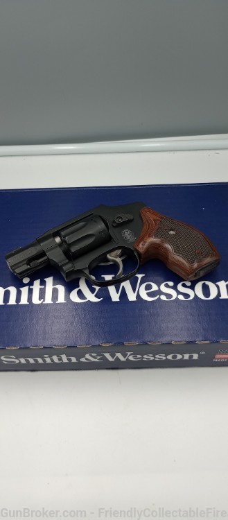 Smith & Wesson 351c AirLite 22mag 22WMR 7 shot J-Frame-img-15