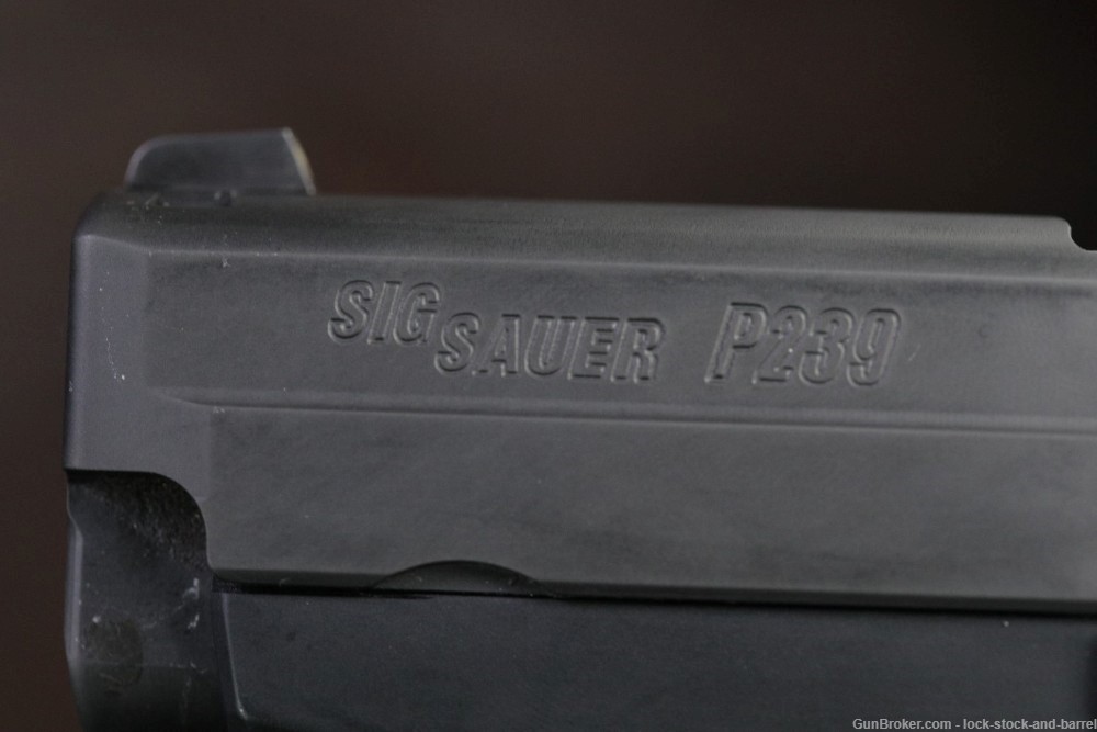 Sig Sauer Model P239 P-239 9mm Luger Semi-Automatic Pistol w/ Case -img-13