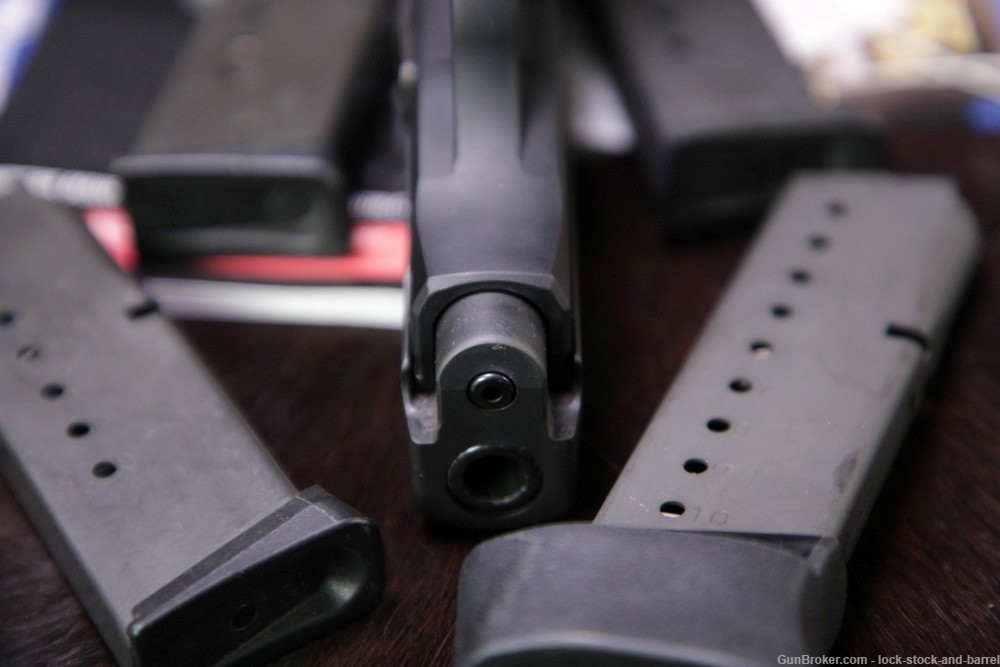 Sig Sauer Model P239 P-239 9mm Luger Semi-Automatic Pistol w/ Case -img-6