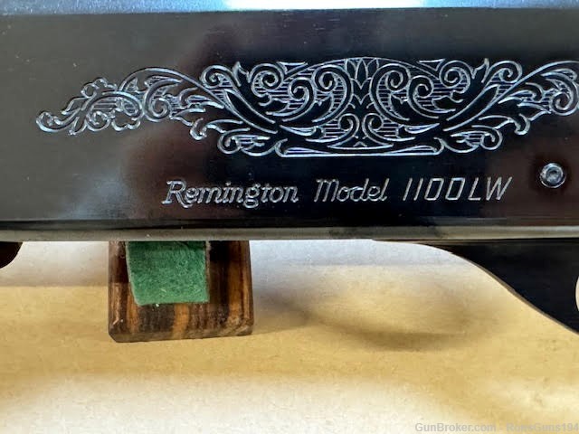 Remington 1100 Light Weight 28GA Skeet vented rib -img-11