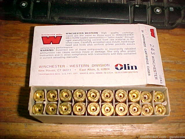 New Old Stock Brass W-W Super. 243 Win Five Boxes of 20 Rounds Total 100-img-2