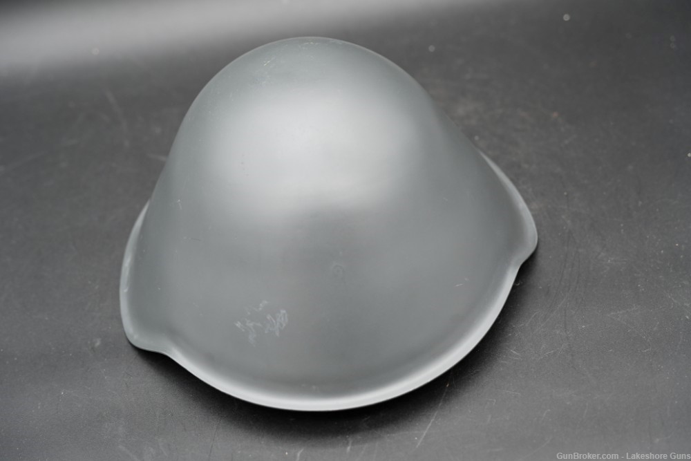 East German Military Helmet   MINT-img-4