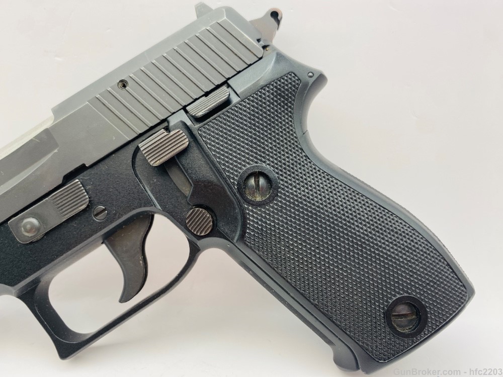 Sig Sauer P6 West German Police P225 9mm w/ Case, Manual & Test Target -img-9