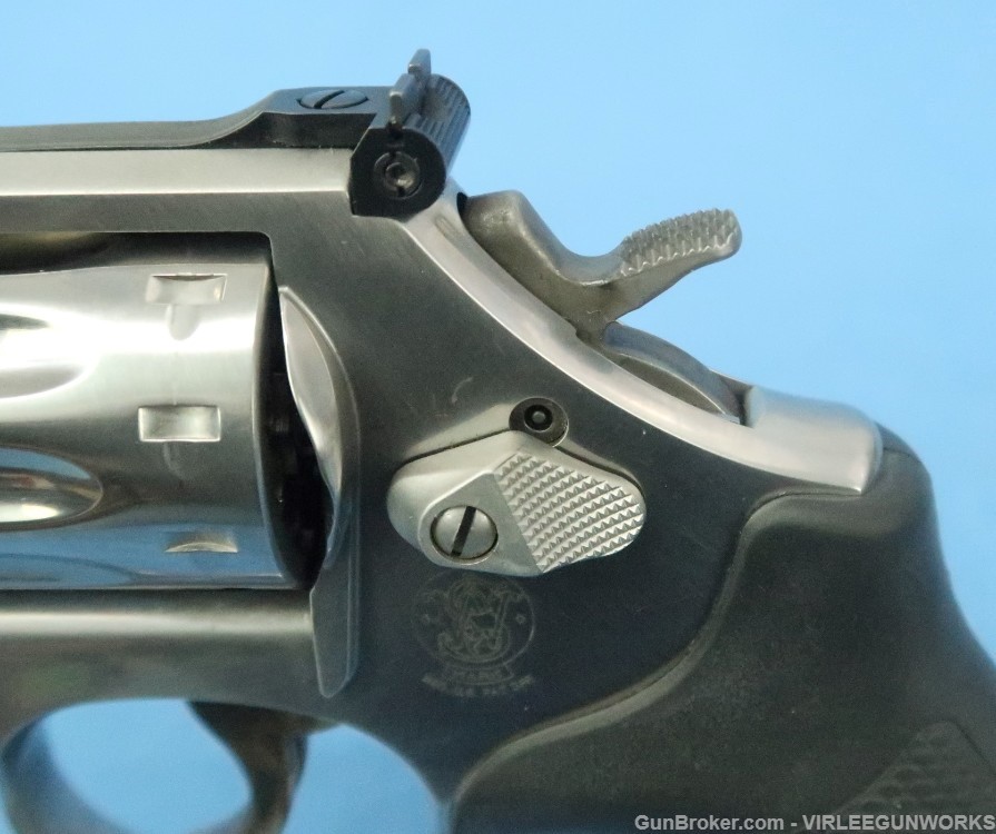 Smith & Wesson Model 617-6 Double Action 22 Caliber Revolver Cased 2002-img-10