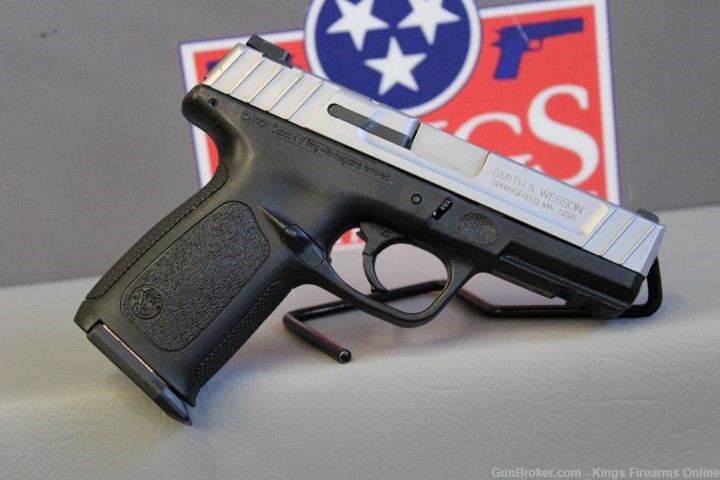 Smith & Wesson SD40 VE .40S&W Item P-333-img-0