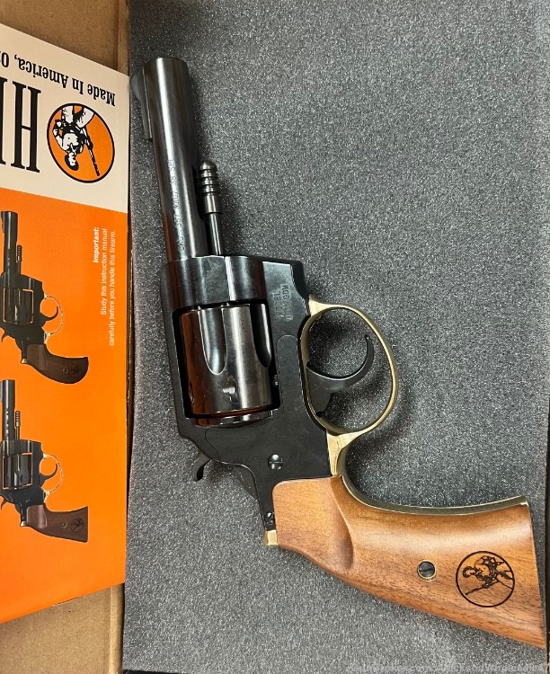 Henry Big Boy Revolver .357 mag / .38 spl gunfighter grips 4in-img-1