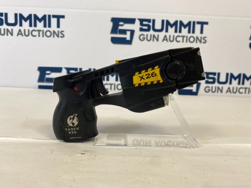 Axon Taser X26 w/ Cartridge PENNY .01 NON-LETHAL-img-0