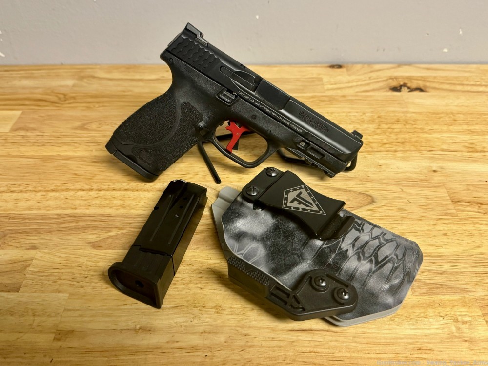 S&W M&P9 2.0 Compact, Apex Tactical Trigger, RH, 9MM, 4" bbl, lightly used-img-1