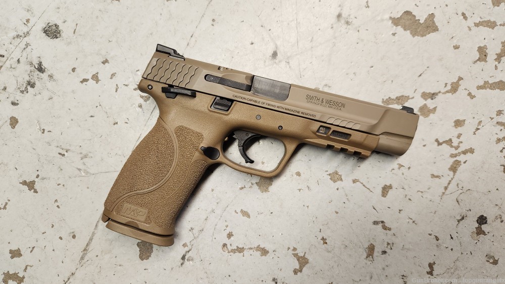 Smith & Wesson M&P 9 M2.0 FDE 9mm 5" (1 Mag)-img-1