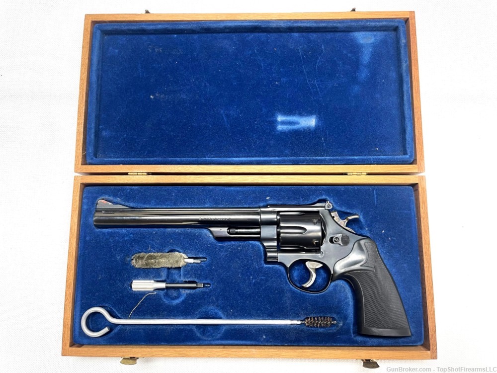 Smith & Wesson Model 29-2 .44 Mag 8 3/8" BBL (1965) W/ Presentation Case-img-17