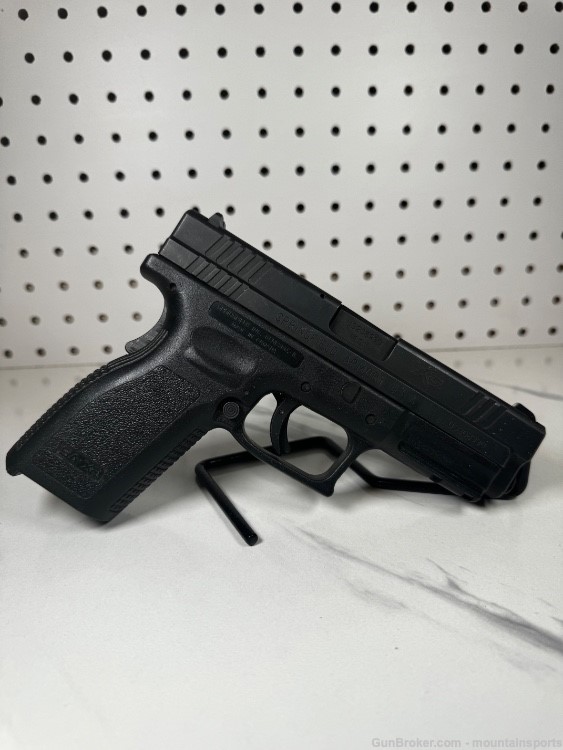 Springfield XD-40 40S&W Service No Reserve NR-img-0