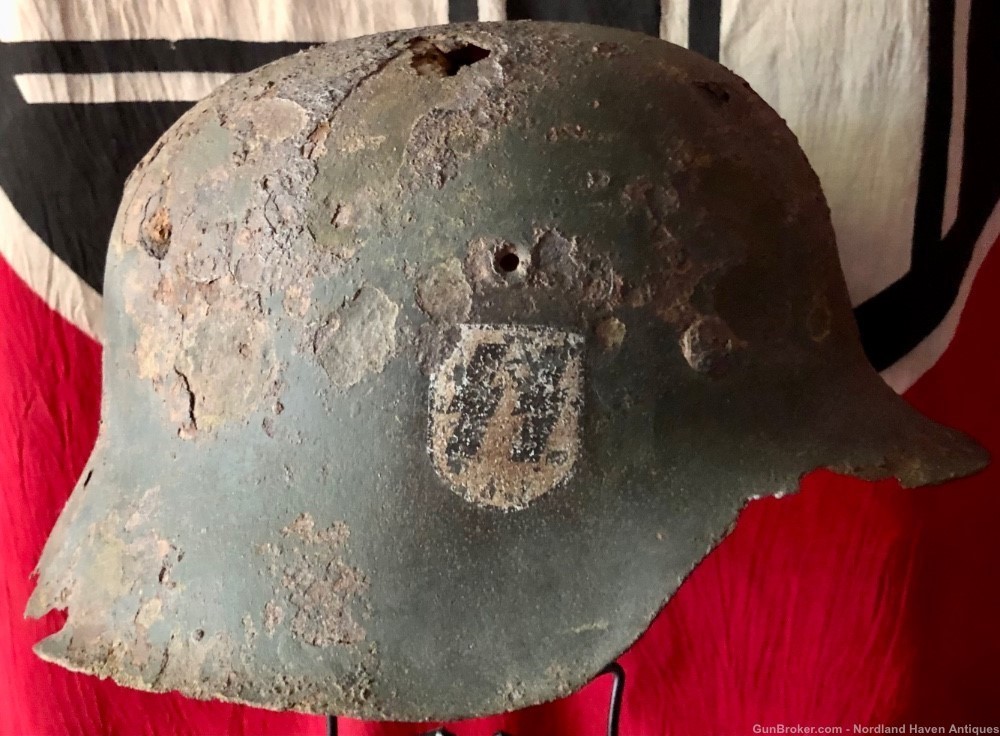 Original WW2 German SS M42 Uniform Helmet Battlefield Excavation Germany-img-1