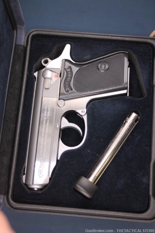 STAINLESS STEEL,WALTHER PPK IN .380, WITH HARD CASE TWO MAGS.-img-1