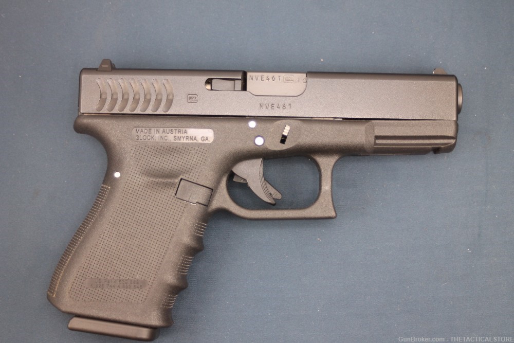 Glock Model G19 GEN3 RTF 2 Pistol 9MM Luger 4" AUSTRIA 15rd Mags 19 RTF2 G3-img-0