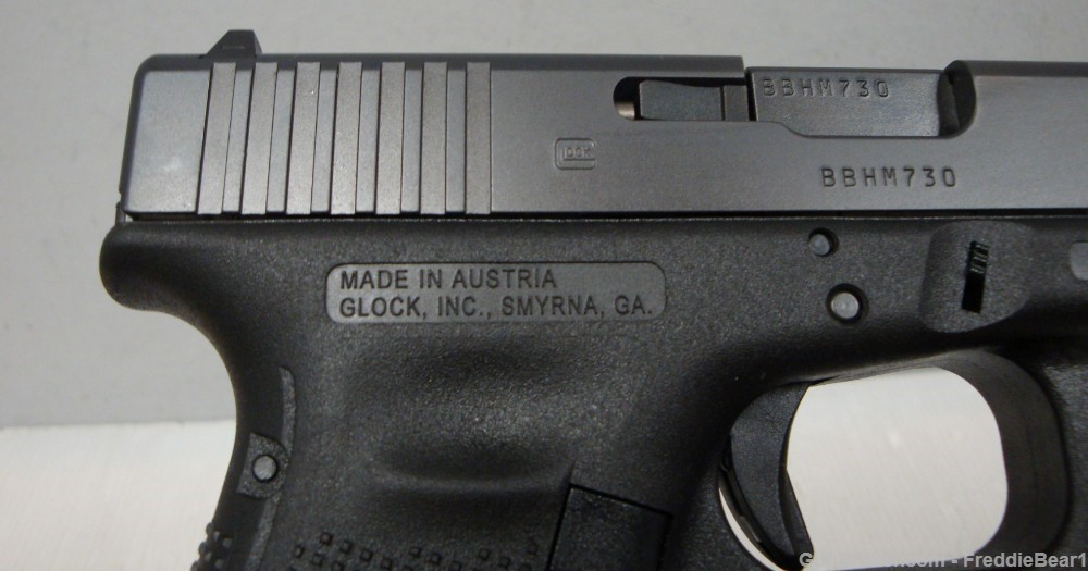 Glock 17 Gen4 9MM Pistol w/ 3 Hi-Cap Mags 99% LIKE NEW!-img-4