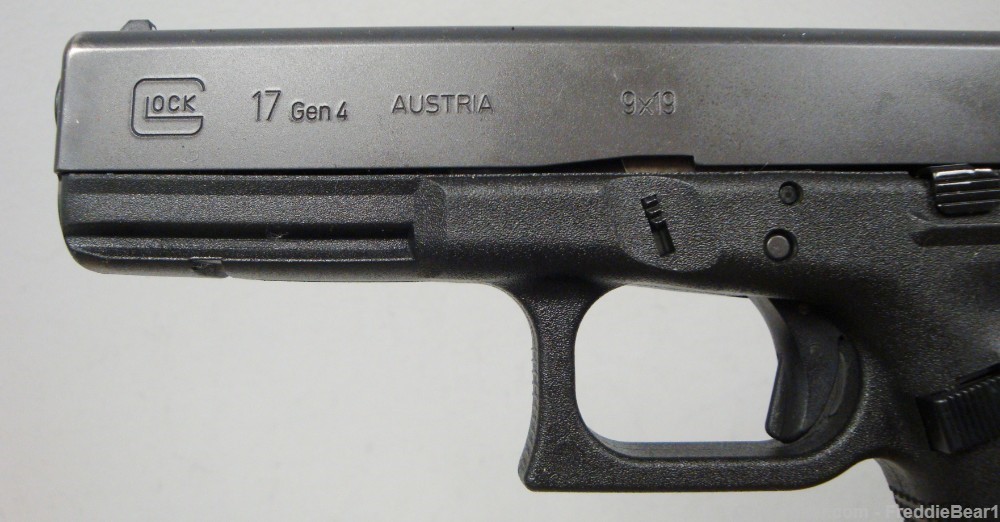 Glock 17 Gen4 9MM Pistol w/ 3 Hi-Cap Mags 99% LIKE NEW!-img-13