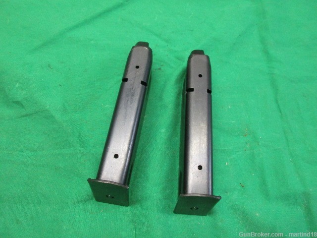 Lot of 2 aftermarket Sig Sauer P226 steel magazine 13-Rd  40 S&W-img-3