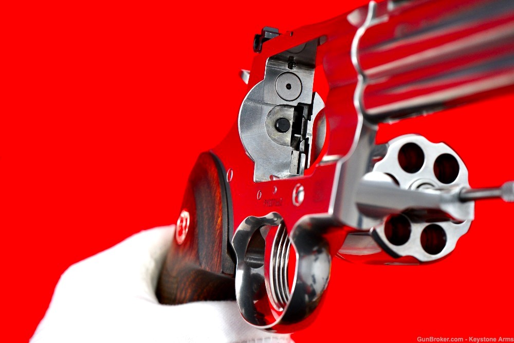 New Production 2020 Colt Python 6" .357 Magnum Original Case NEW-img-15