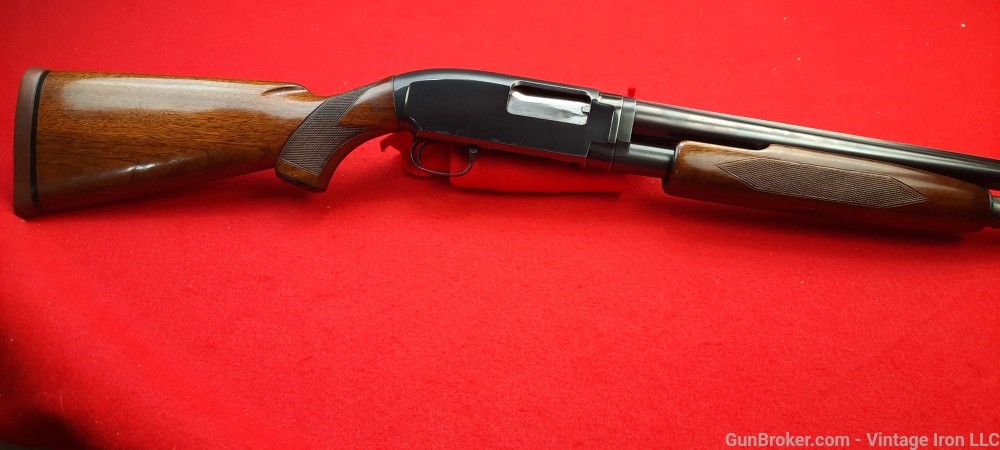 Winchester Model 12, solid rib, full choke with 30" barrel 1952 production -img-4