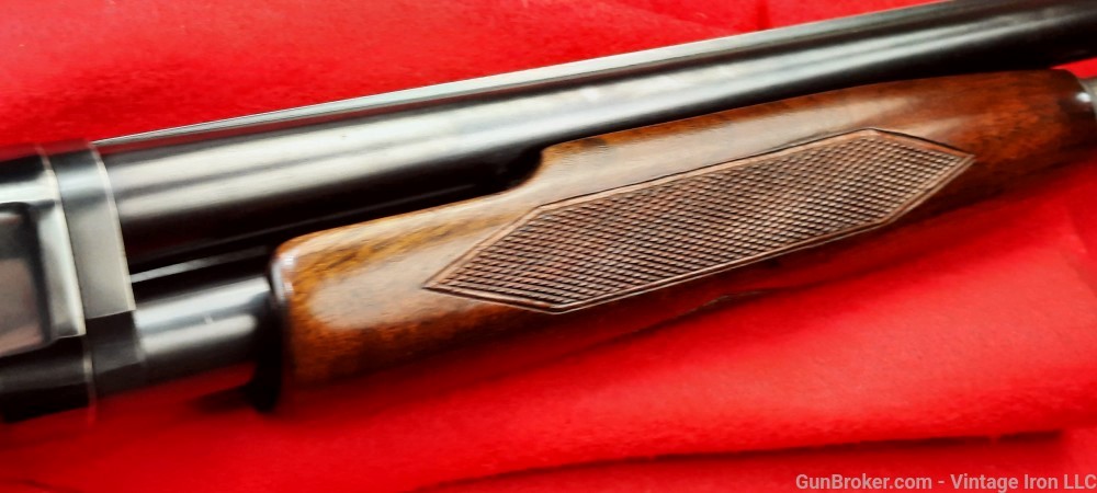 Winchester Model 12, solid rib, full choke with 30" barrel 1952 production -img-27