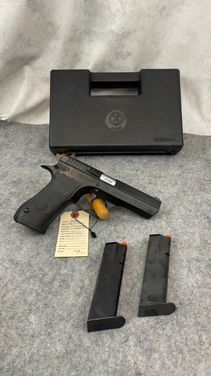 IMI Magnum Research Desert Eagle 40 S&W Like New In Box-img-0