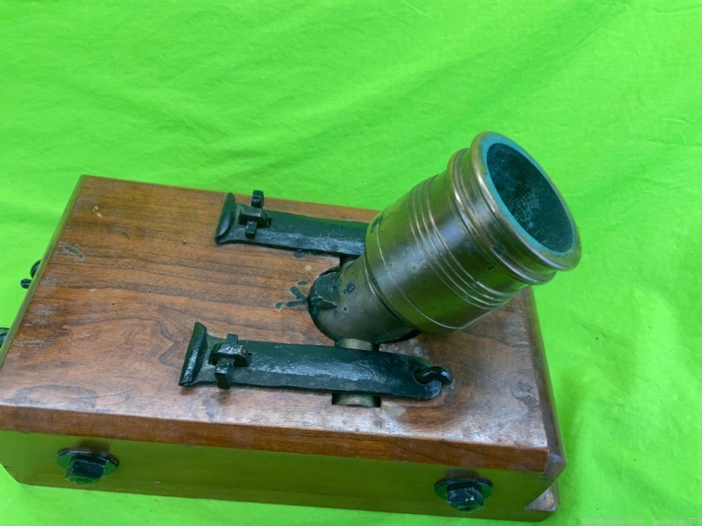 Replica Coehorn Brass Mortar 2 1/4 Bore 2.34” Weighs 15 Pounds Civil War -img-9