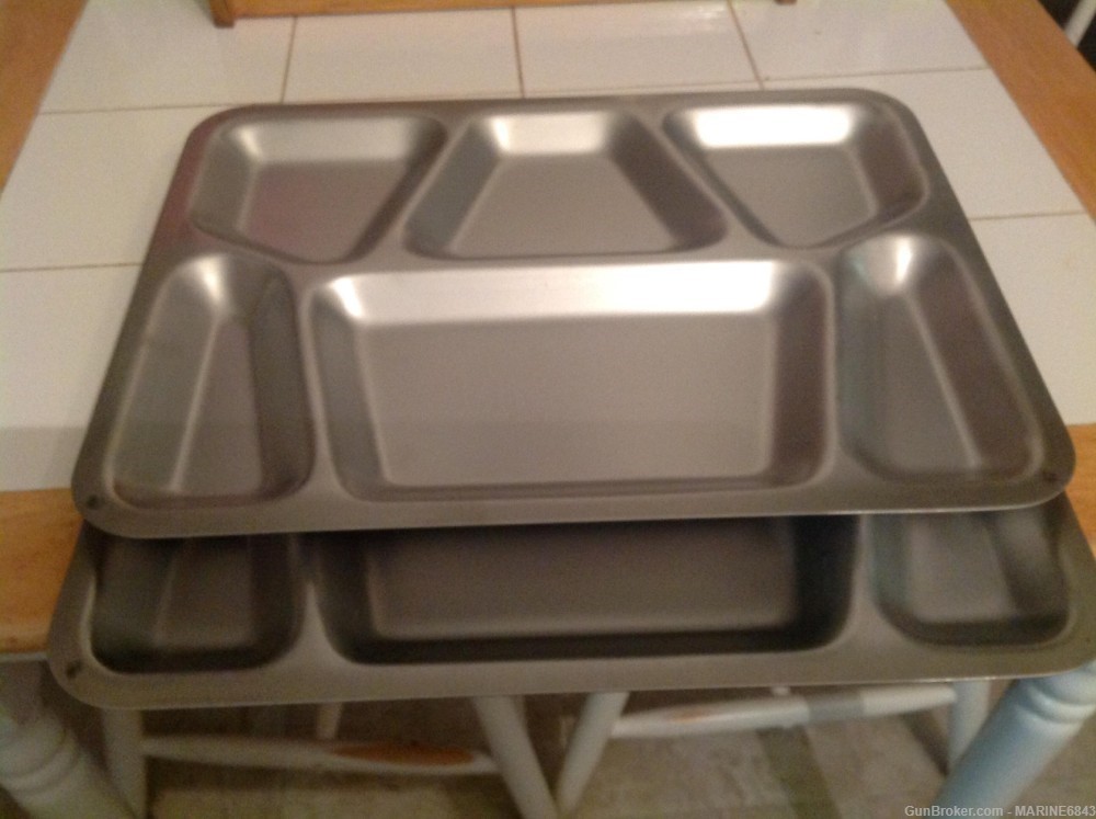  MILITARY  ISSUE   STAINLESS STEEL  MESS TRAYS--2--img-0