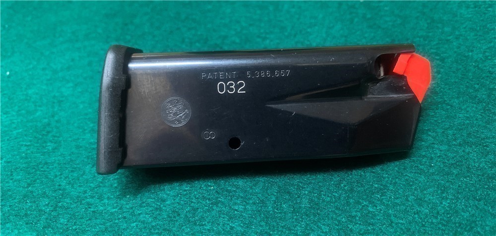 Factory Smith and Wesson SW99 8rd 40 cal magazine-img-3