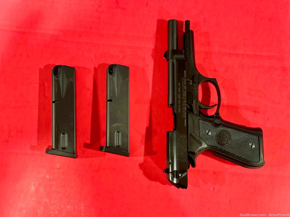 Beretta 92FS Semi-Automatic 9mm Pistol      **Free Shipping**-img-2
