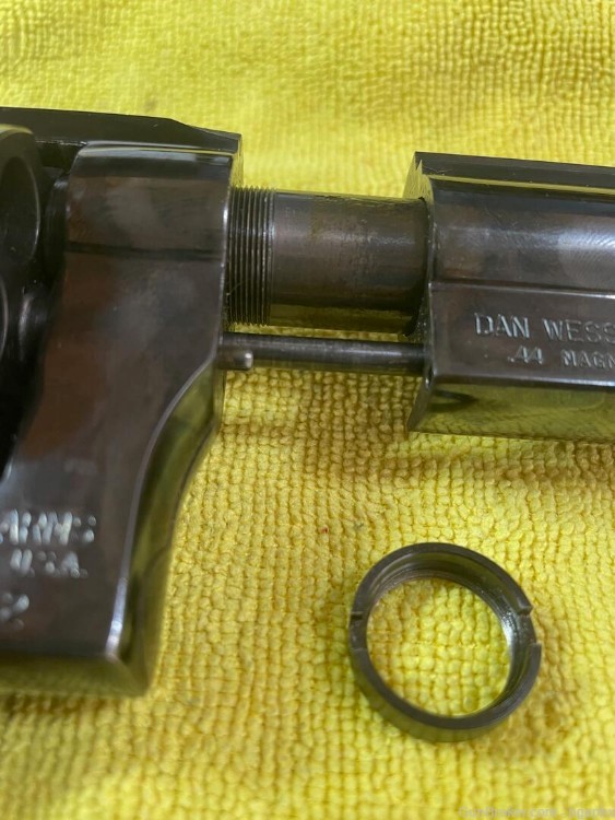 Dan Wesson 8" 44 Mag Revolver-img-15